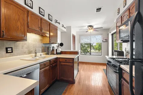 9031 Somerset Court Orland Park IL 60462