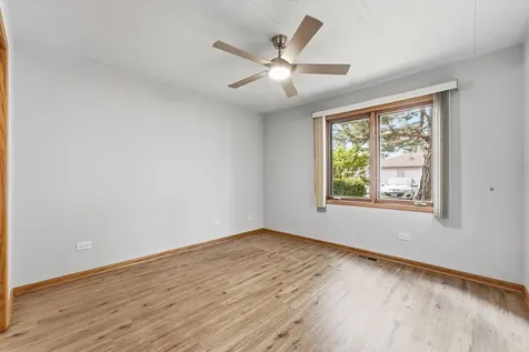 4910 134TH Court Crestwood IL 60418