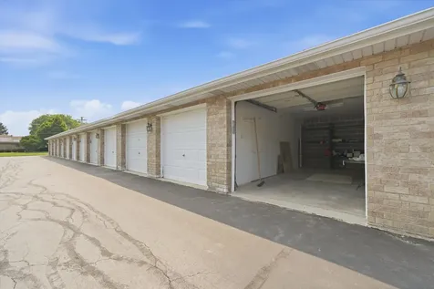 4910 134TH Court Crestwood IL 60418