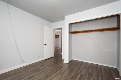3823 15TH Street Moline IL 61265