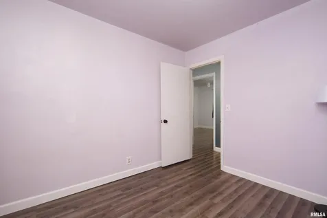 3823 15TH Street Moline IL 61265