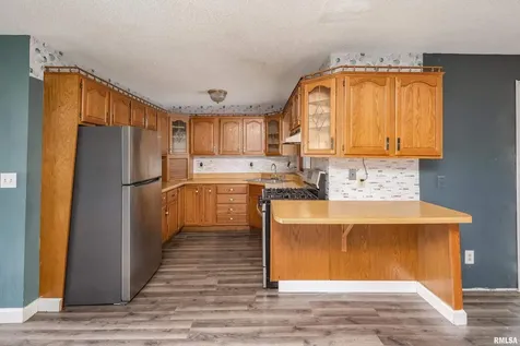3823 15TH Street Moline IL 61265