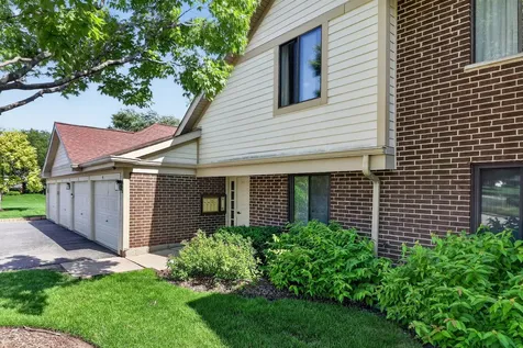 863 East Coach Road Palatine IL 60074