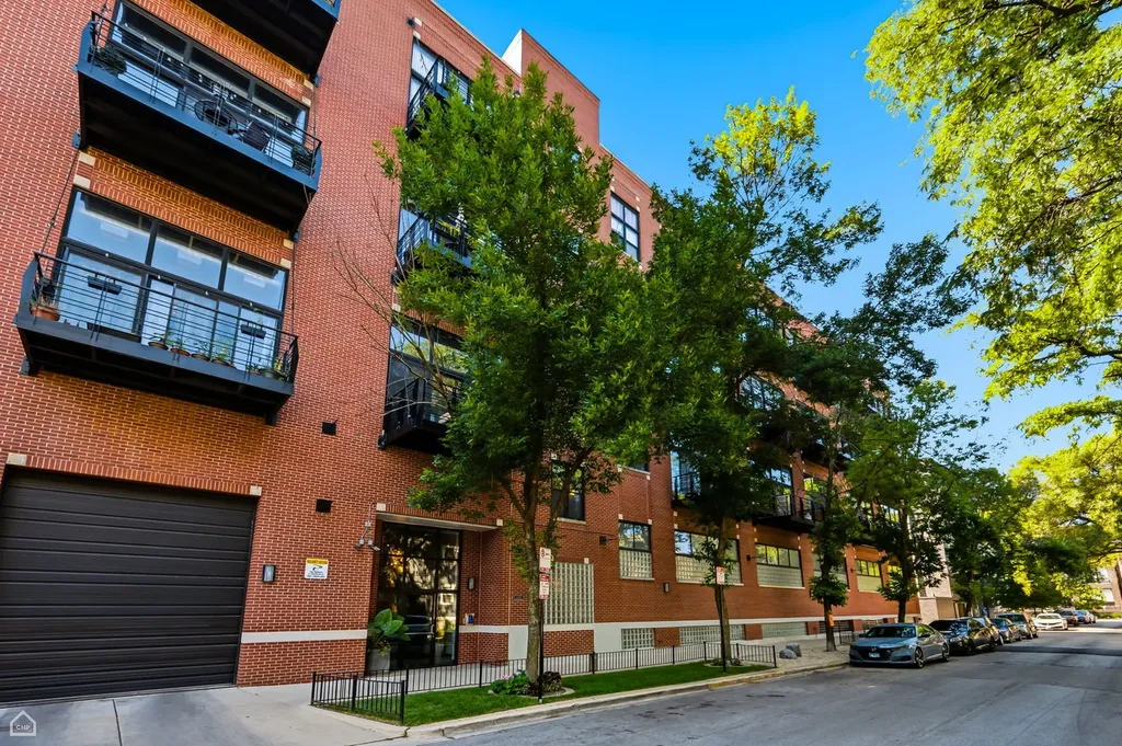 1934 North Washtenaw Avenue Chicago IL 60647