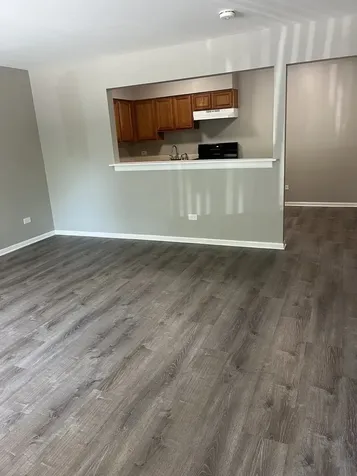 8817 South Roberts Road Hickory Hills IL 60457