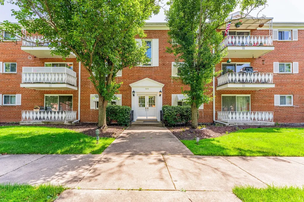 705 North Western Avenue Park Ridge IL 60068