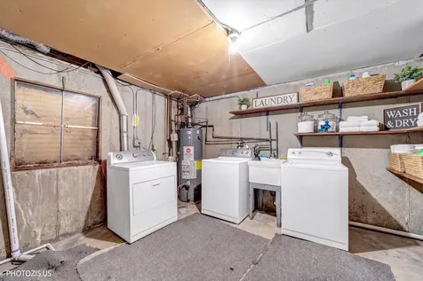411 Hickory Drive Wheeling IL 60090