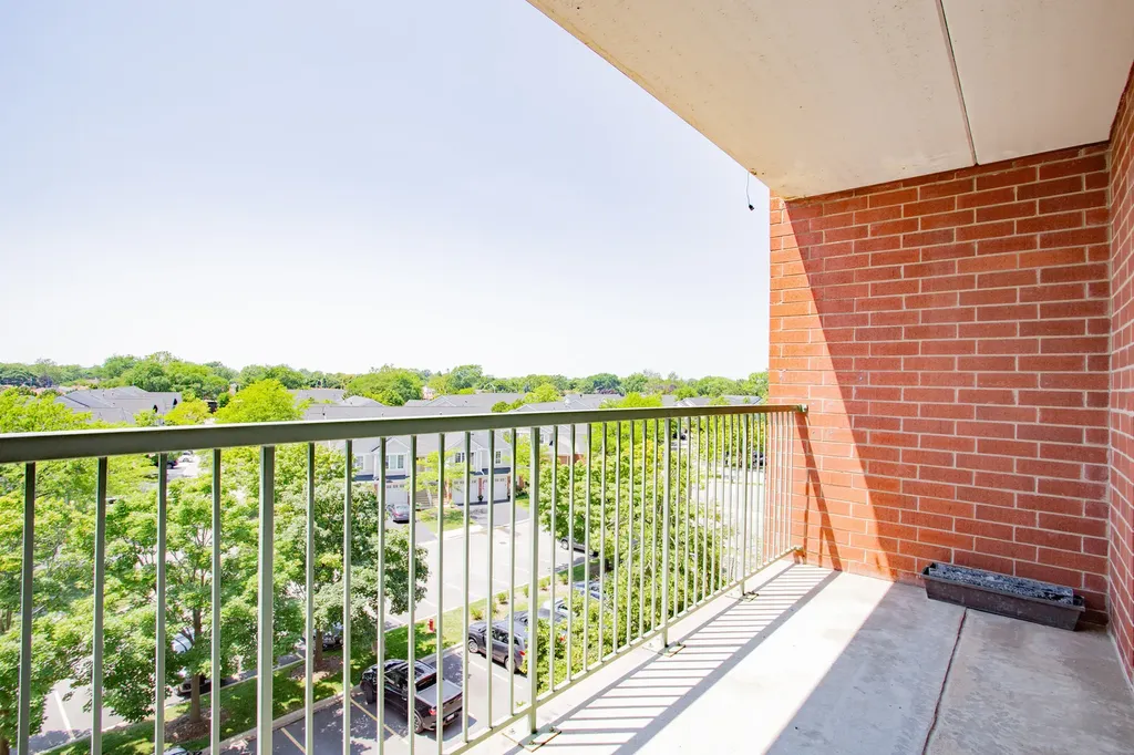 7400 North Lincoln Avenue Skokie IL 60076