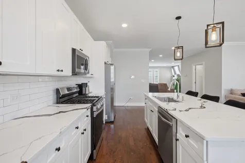 612 South 13th Avenue Maywood IL 60153