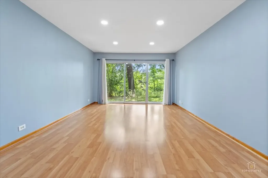 5101 Carriageway Drive Rolling Meadows IL 60008