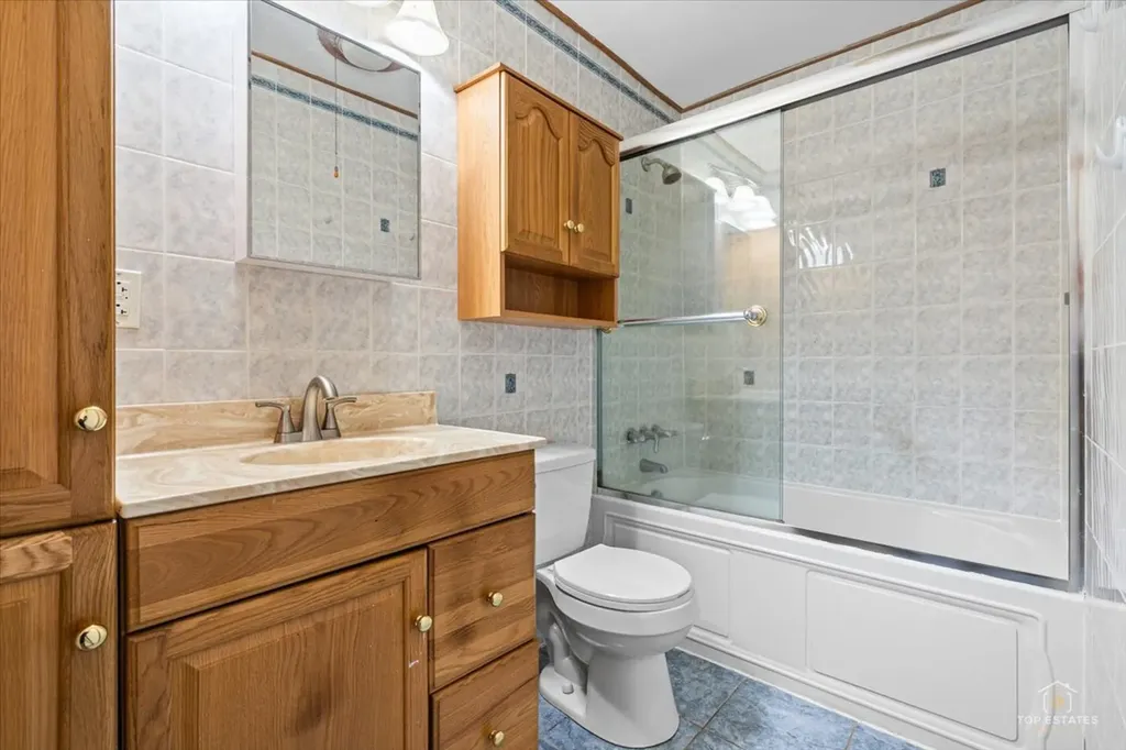 5101 Carriageway Drive Rolling Meadows IL 60008