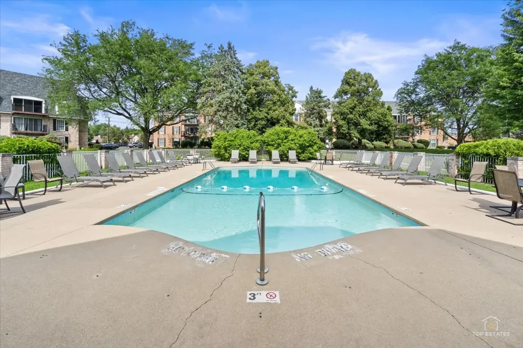 5101 Carriageway Drive Rolling Meadows IL 60008