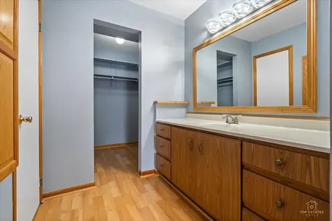5101 Carriageway Drive Rolling Meadows IL 60008