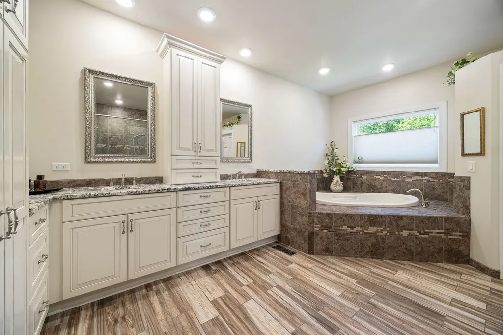 40701 North Gridley Drive Antioch IL 60002