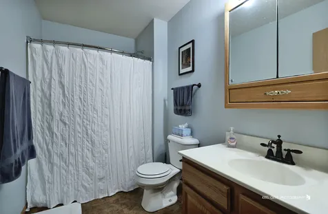608 Wimbleton Trail Mchenry IL 60050