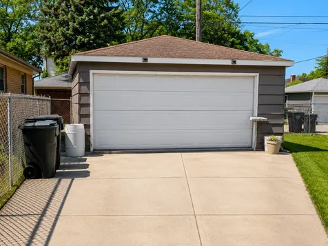 1039 Eastern Avenue Bellwood IL 60104