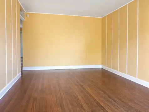 1039 Eastern Avenue Bellwood IL 60104