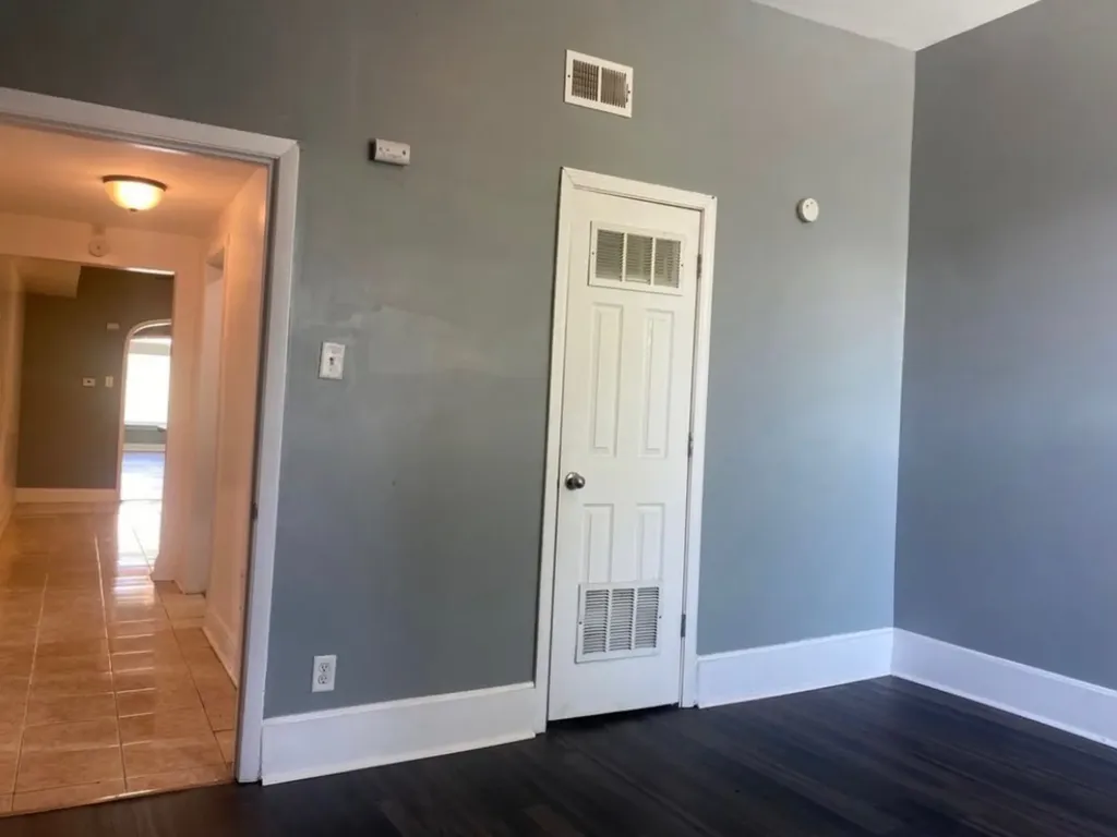 7251 South Stewart Avenue Chicago IL 60621