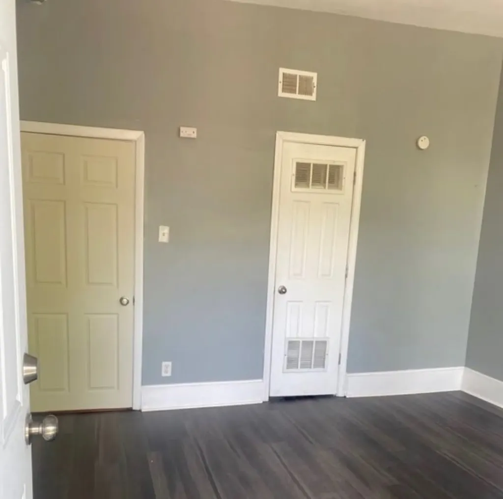 7251 South Stewart Avenue Chicago IL 60621
