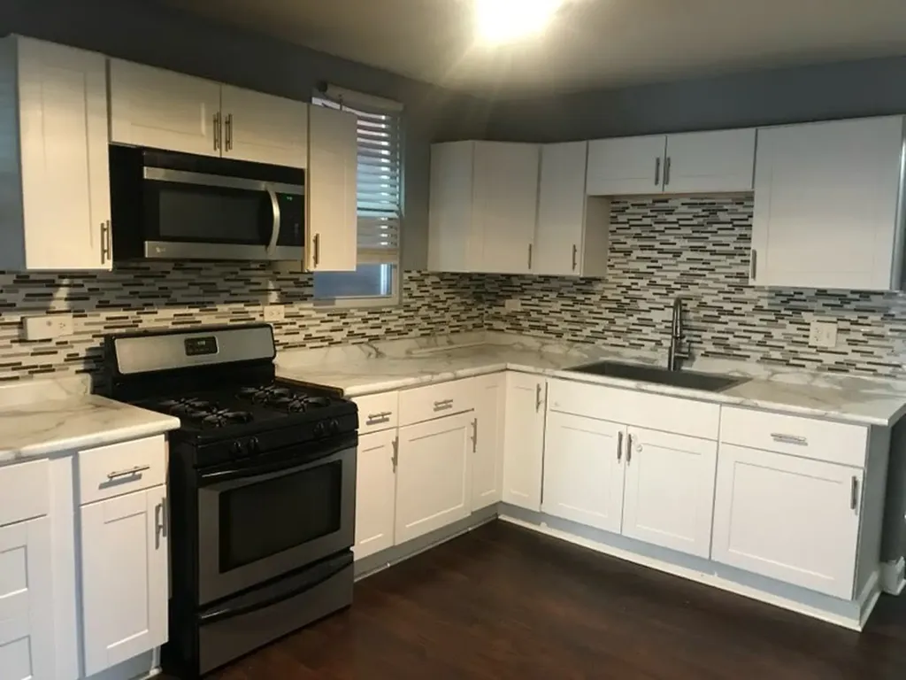 7251 South Stewart Avenue Chicago IL 60621