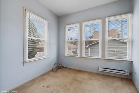 5359 West Berenice Avenue Chicago IL 60641