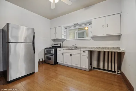 5359 West Berenice Avenue Chicago IL 60641