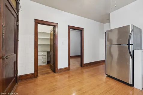 5359 West Berenice Avenue Chicago IL 60641