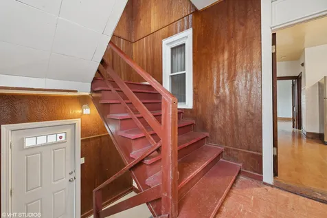 5359 West Berenice Avenue Chicago IL 60641