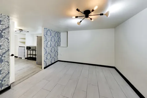 5359 West Berenice Avenue Chicago IL 60641