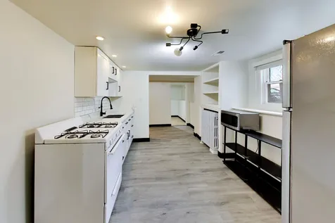 5359 West Berenice Avenue Chicago IL 60641