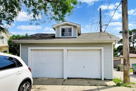 5359 West Berenice Avenue Chicago IL 60641