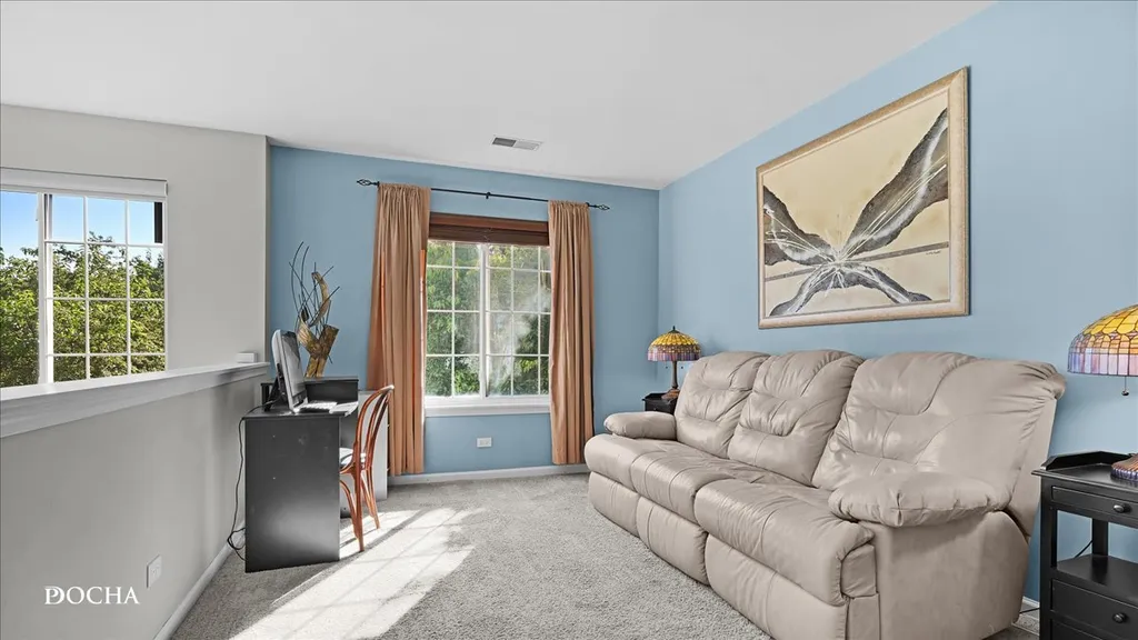 39 South Oakhurst Drive Aurora IL 60504