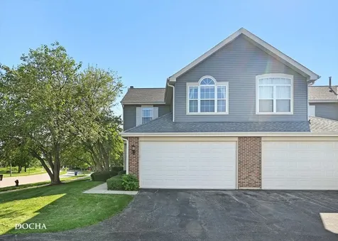 39 South Oakhurst Drive Aurora IL 60504