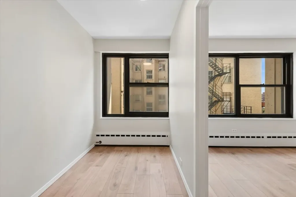 3420 North Lake Shore Drive Chicago IL 60657