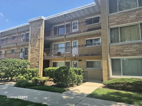 4921 North Harlem Avenue Chicago IL 60656