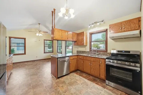 538 North School Street Braidwood IL 60408