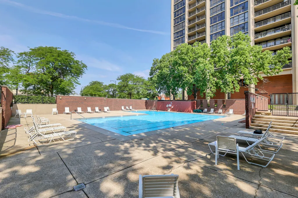 2901 South Michigan Avenue Chicago IL 60616