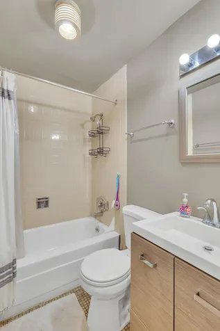 2901 South Michigan Avenue Chicago IL 60616