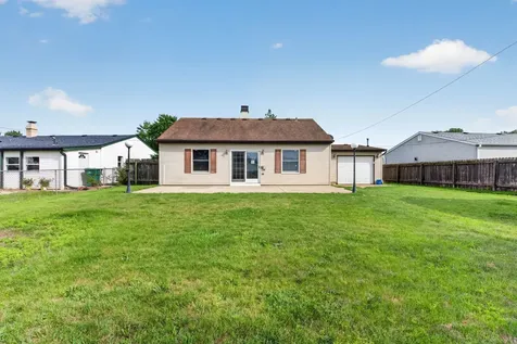 526 Laurel Avenue Romeoville IL 60446
