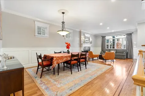 1925 West Berenice Avenue Chicago IL 60613
