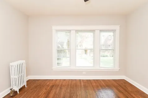 4708 North Racine Avenue Chicago IL 60640