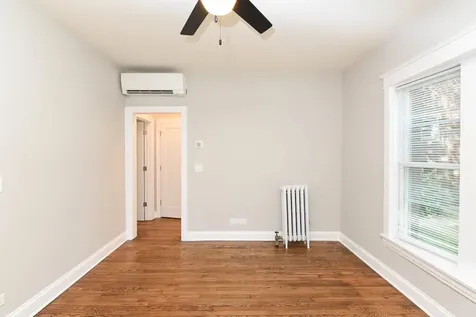 4708 North Racine Avenue Chicago IL 60640