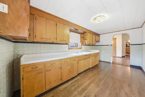 11223 South Forrestville Avenue Chicago IL 60628