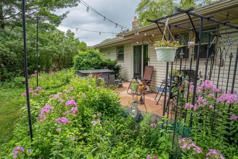 3931 Seward Avenue Rockford IL 61108