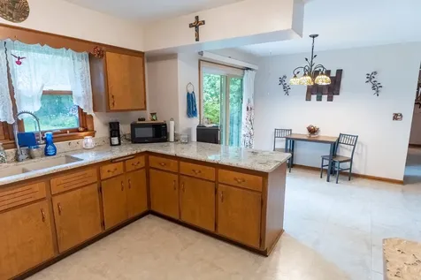 3931 Seward Avenue Rockford IL 61108