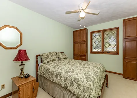 17028 Hubbard Road East Moline IL 61244