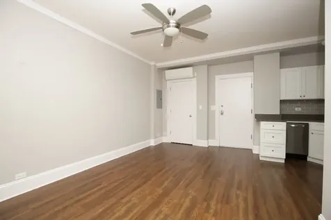 817 West Lakeside Place Chicago IL 60640
