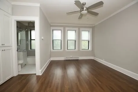 817 West Lakeside Place Chicago IL 60640