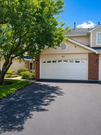 103 Brittany Drive Streamwood IL 60107