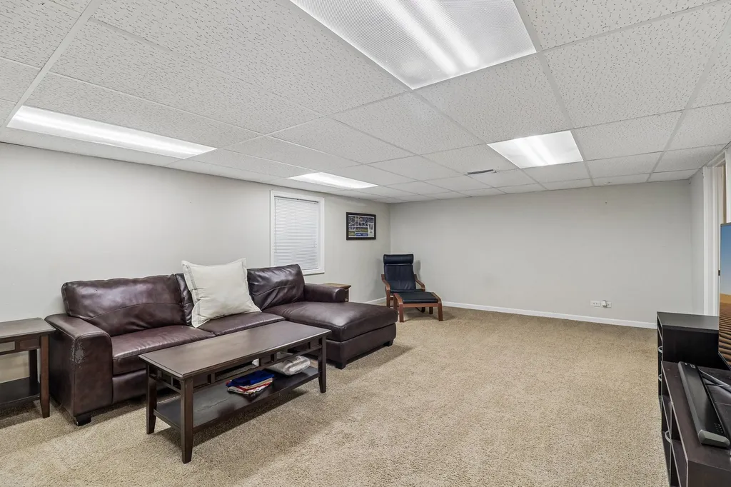 10785 Wing Pointe Drive Huntley IL 60142